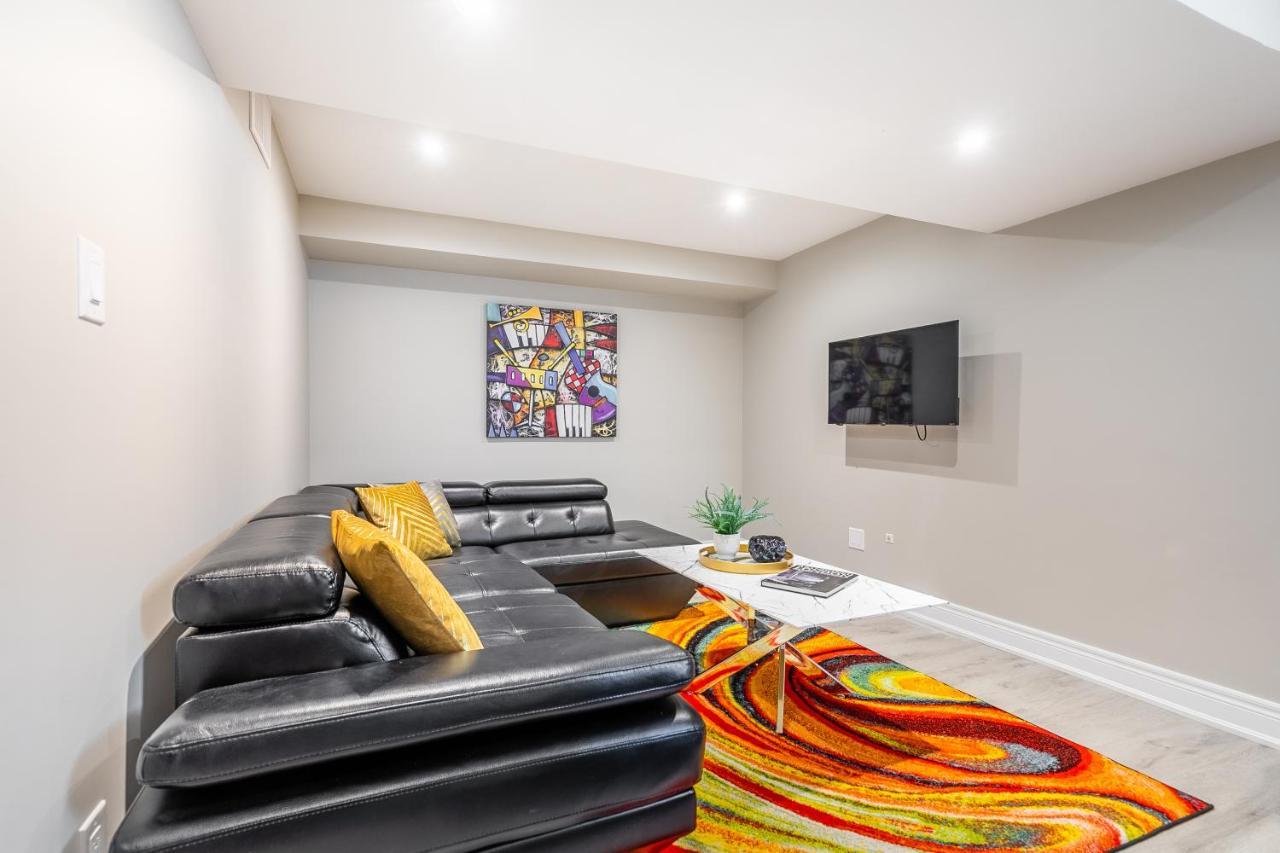 Modern Hamilton Homes Lake Ontario Shore By Globalstay Экстерьер фото