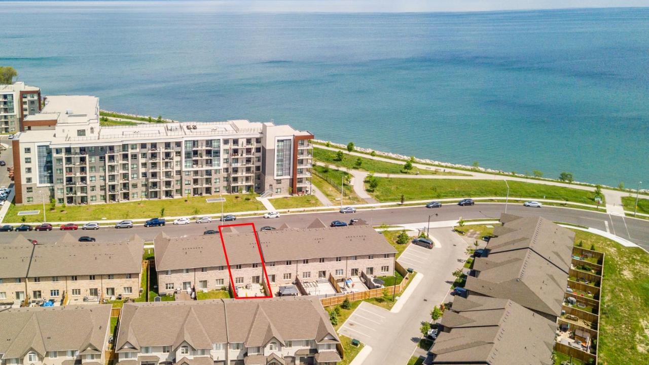 Modern Hamilton Homes Lake Ontario Shore By Globalstay Экстерьер фото