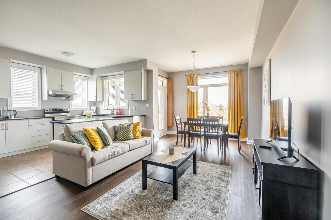 Modern Hamilton Homes Lake Ontario Shore By Globalstay Экстерьер фото